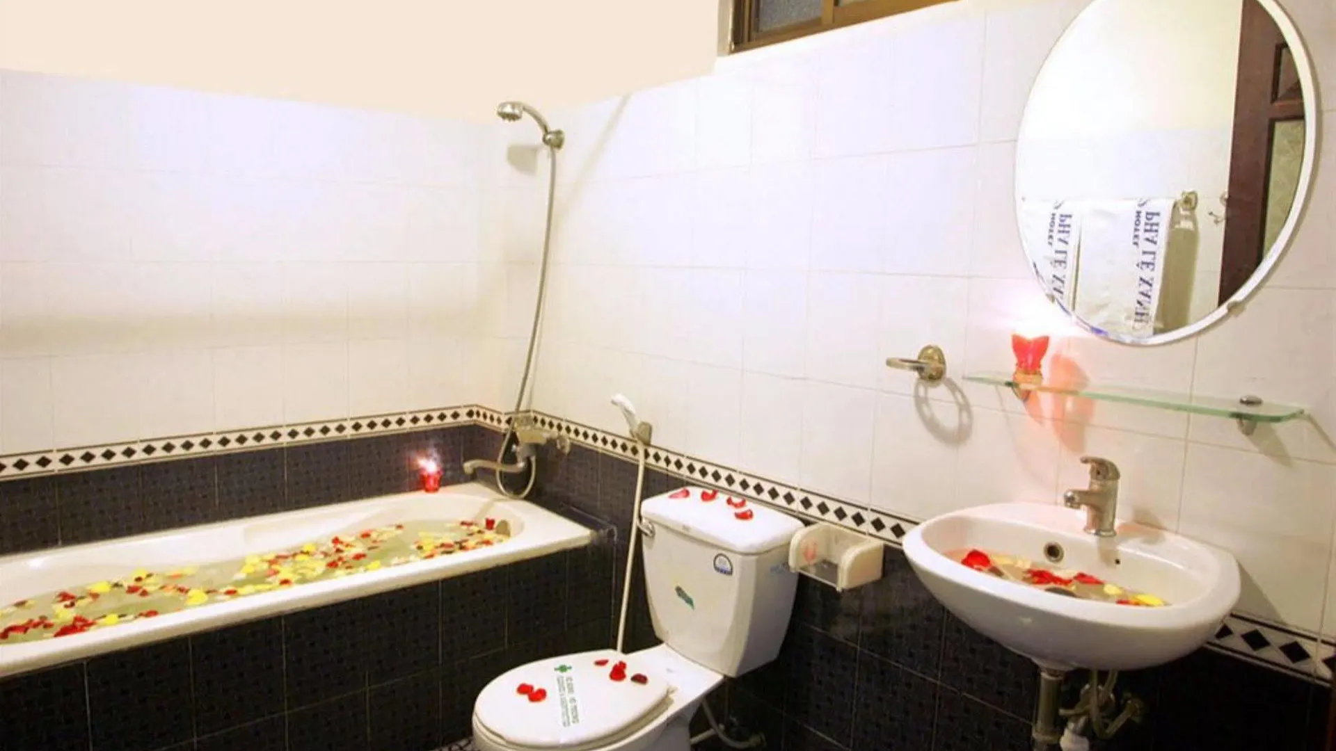Olympus Nha Trang Hotel 2*,  Wietnam